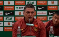 九游体育官方-马德兴：让安东接国足是无端炒作，要尊重邵佳一汲取扬科教训