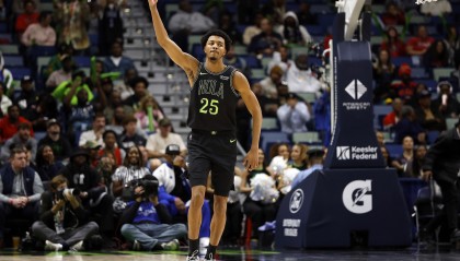 功亏一溃！墨菲19投11中高效砍下31分5板2助 可惜关键抛投打铁